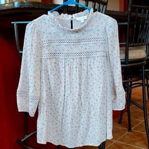 **3 for $18 Bundle**Womens small 3/4 sleeve gauze like top